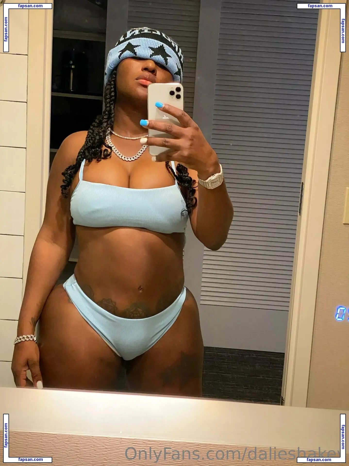 dalieshakey nude photo #0015 from OnlyFans
