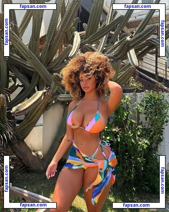 Dana Curly голая фото #0055 с Онлифанс