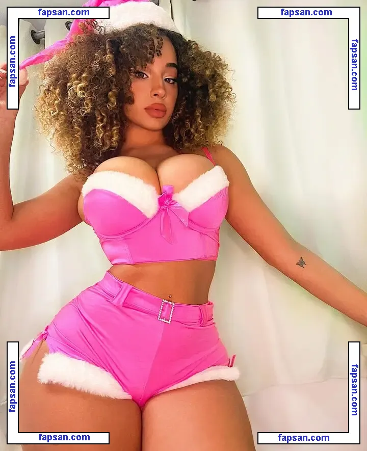 Dana Curly голая фото #0065 с Онлифанс