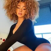 Dana Curly голая #0013