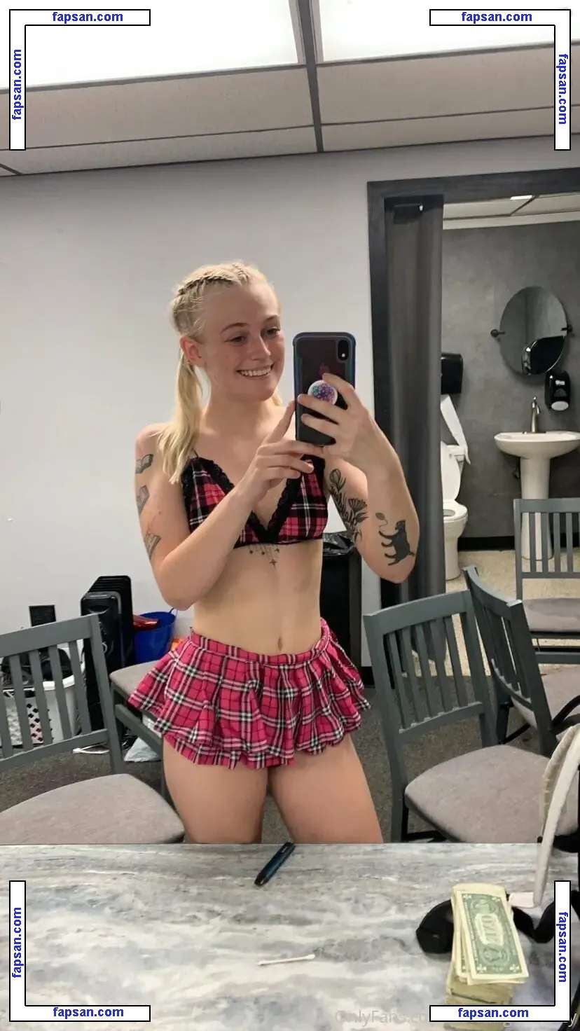 dancingwithlucy nude photo #0017 from OnlyFans