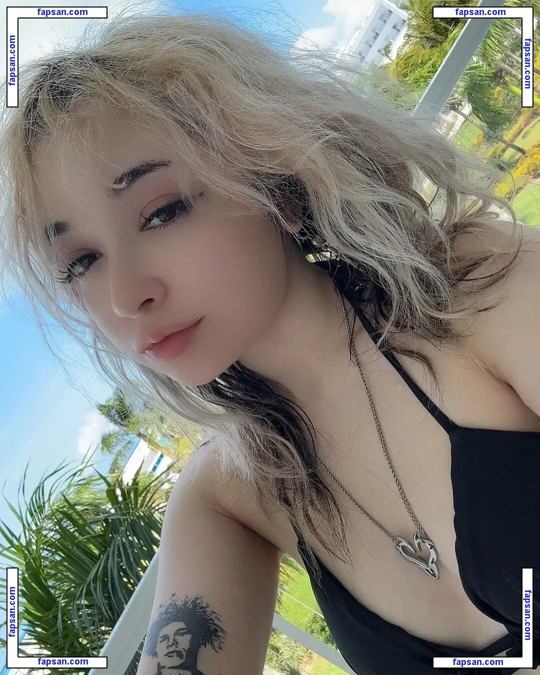 DanDryad nude photo #0005 from OnlyFans