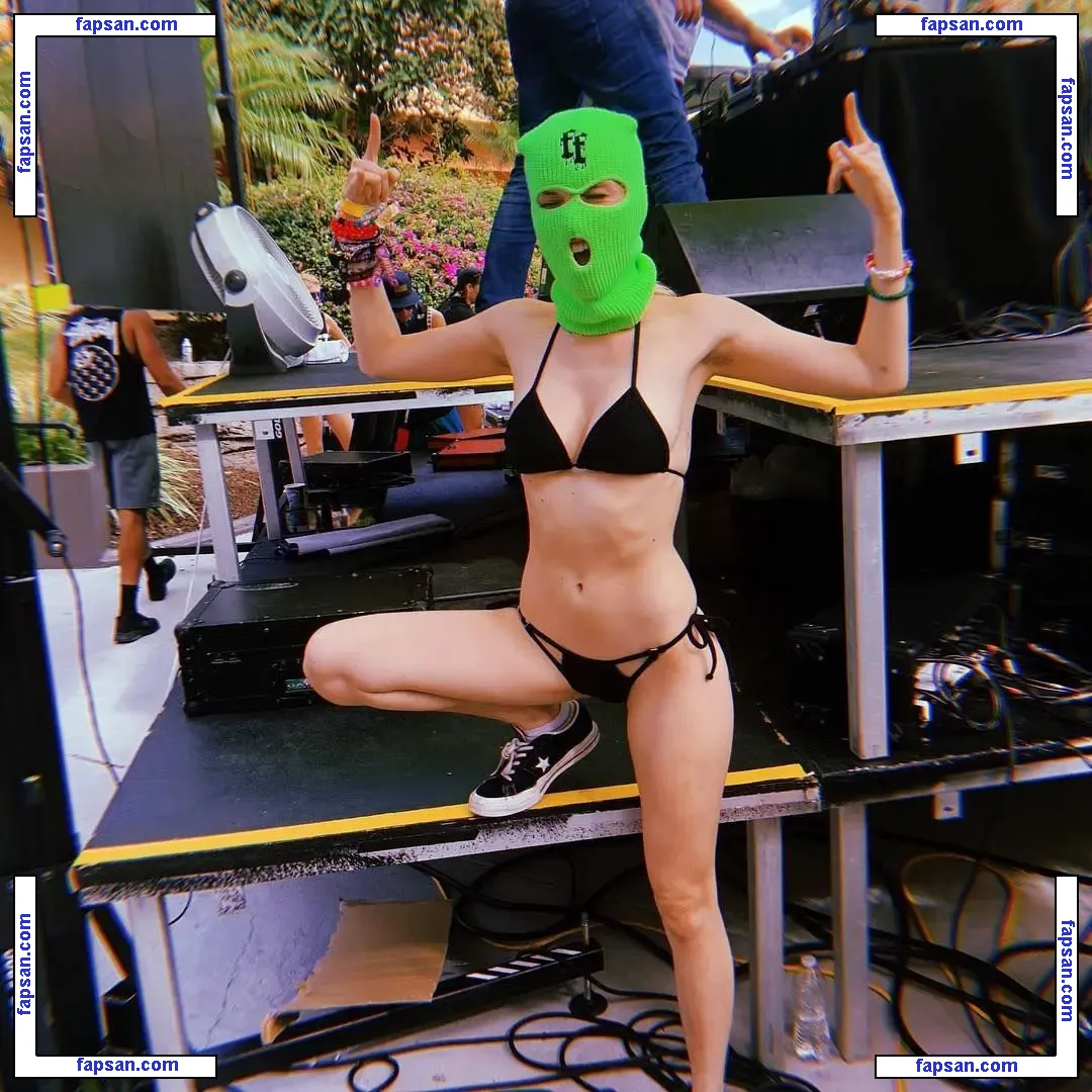 Dani Thorne nude photo #0002 from OnlyFans