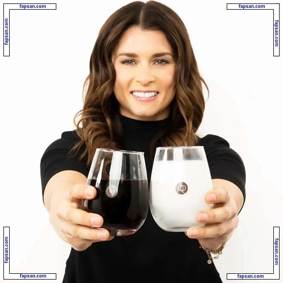 Danica Patrick голая фото #0190 с Онлифанс