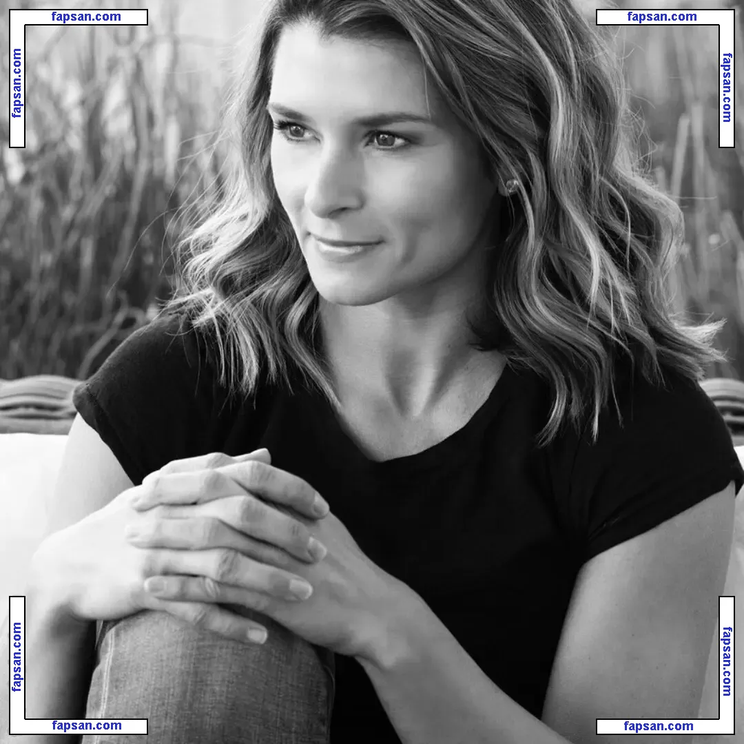 Danica Patrick голая фото #0196 с Онлифанс