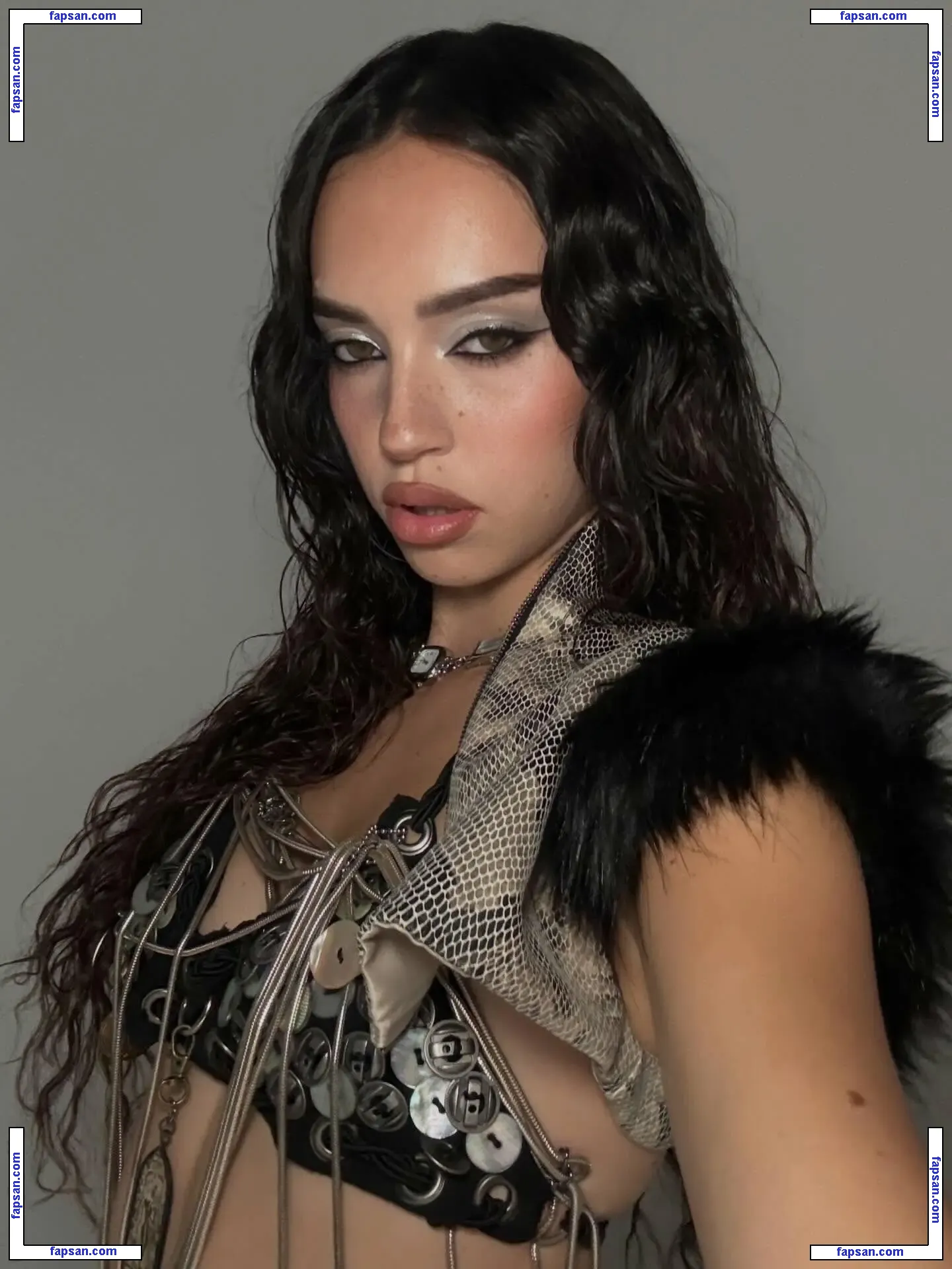 Daniela Avanzini голая фото #0010 с Онлифанс