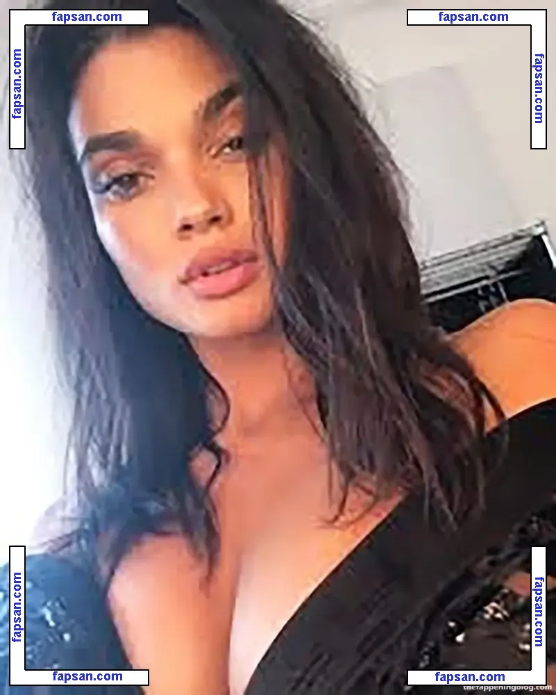 Daniela Braga nude photo #0084 from OnlyFans