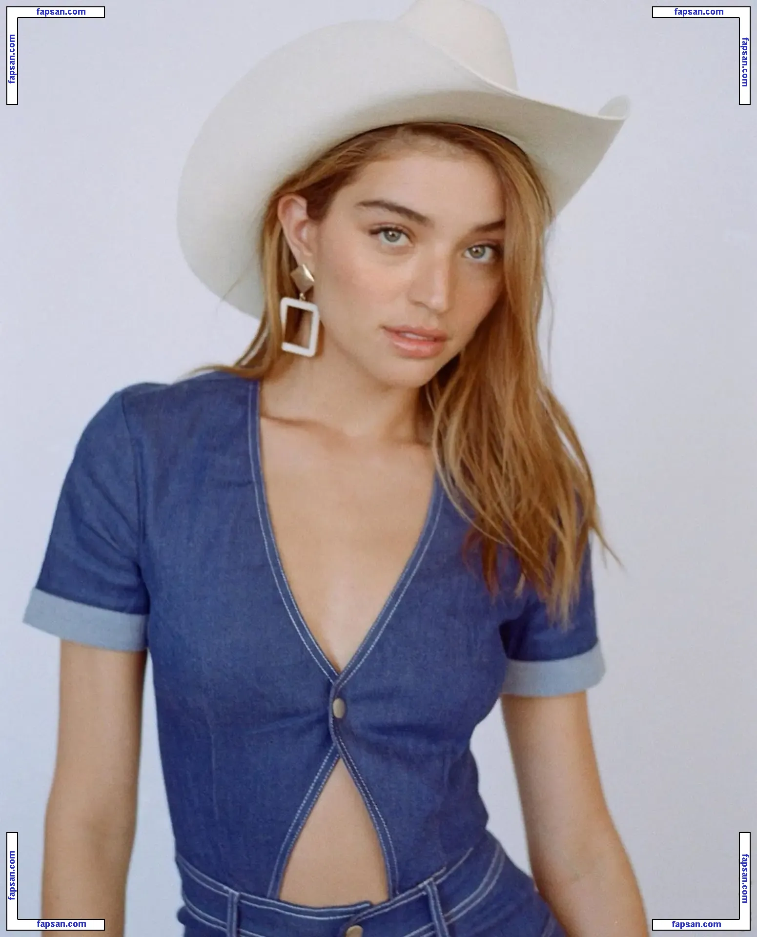 Daniela Lopez Osorio nude photo #0368 from OnlyFans