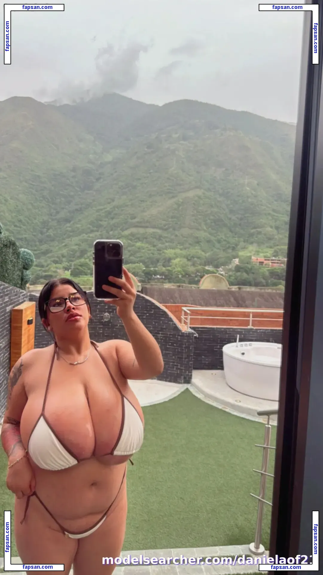 Daniela Of21 nude photo #0001 from OnlyFans