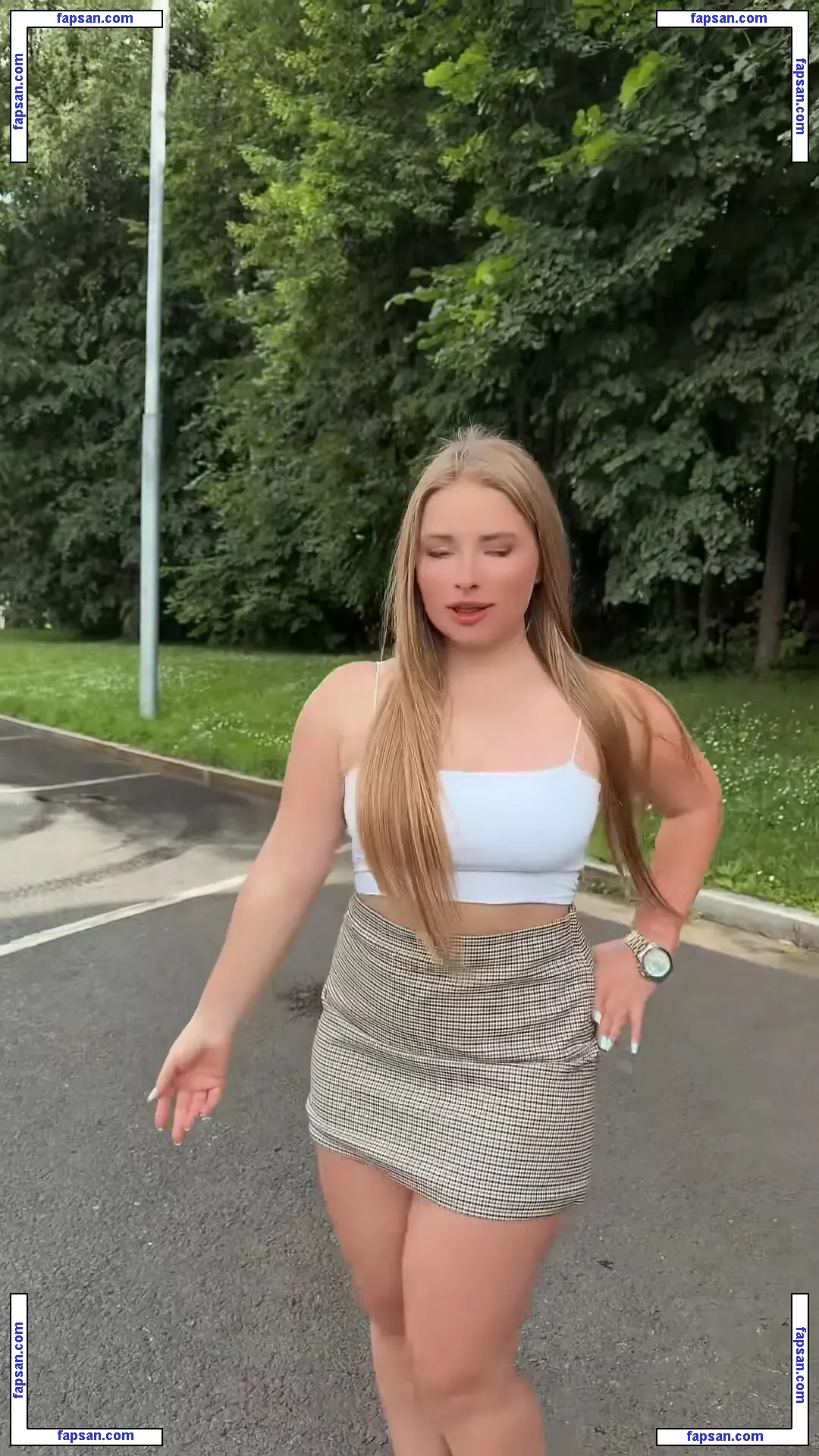 Daniela Virlan голая фото #0001 с Онлифанс