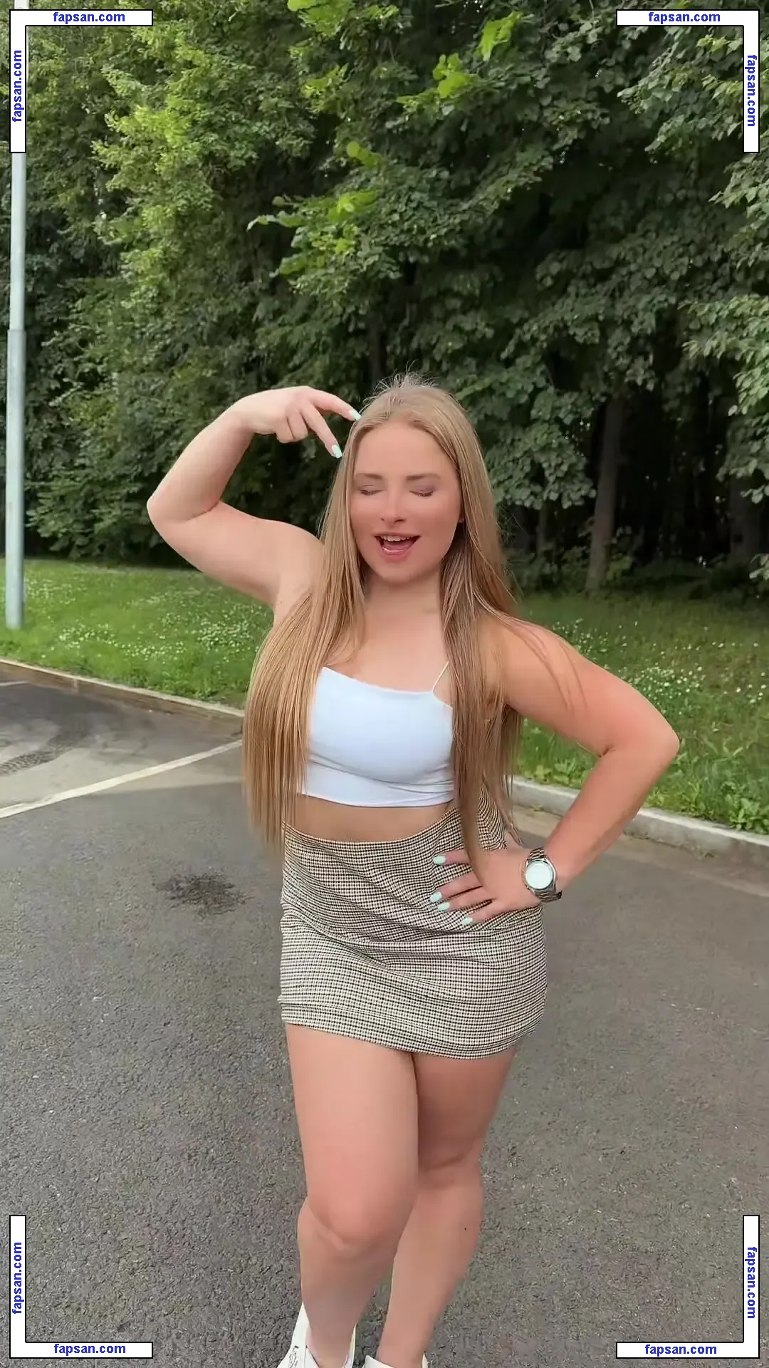 Daniela Virlan голая фото #0008 с Онлифанс