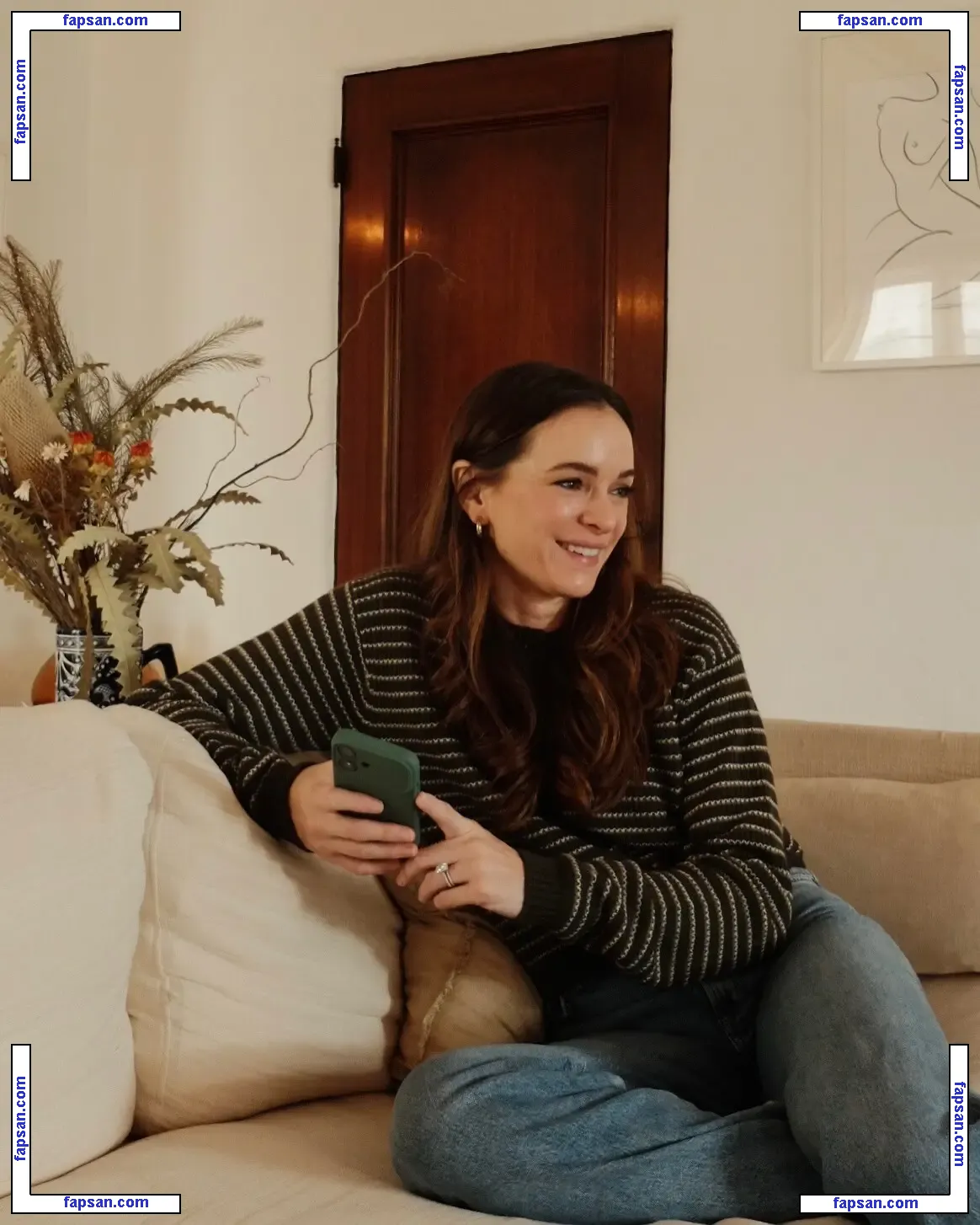 Danielle Panabaker голая фото #0113 с Онлифанс