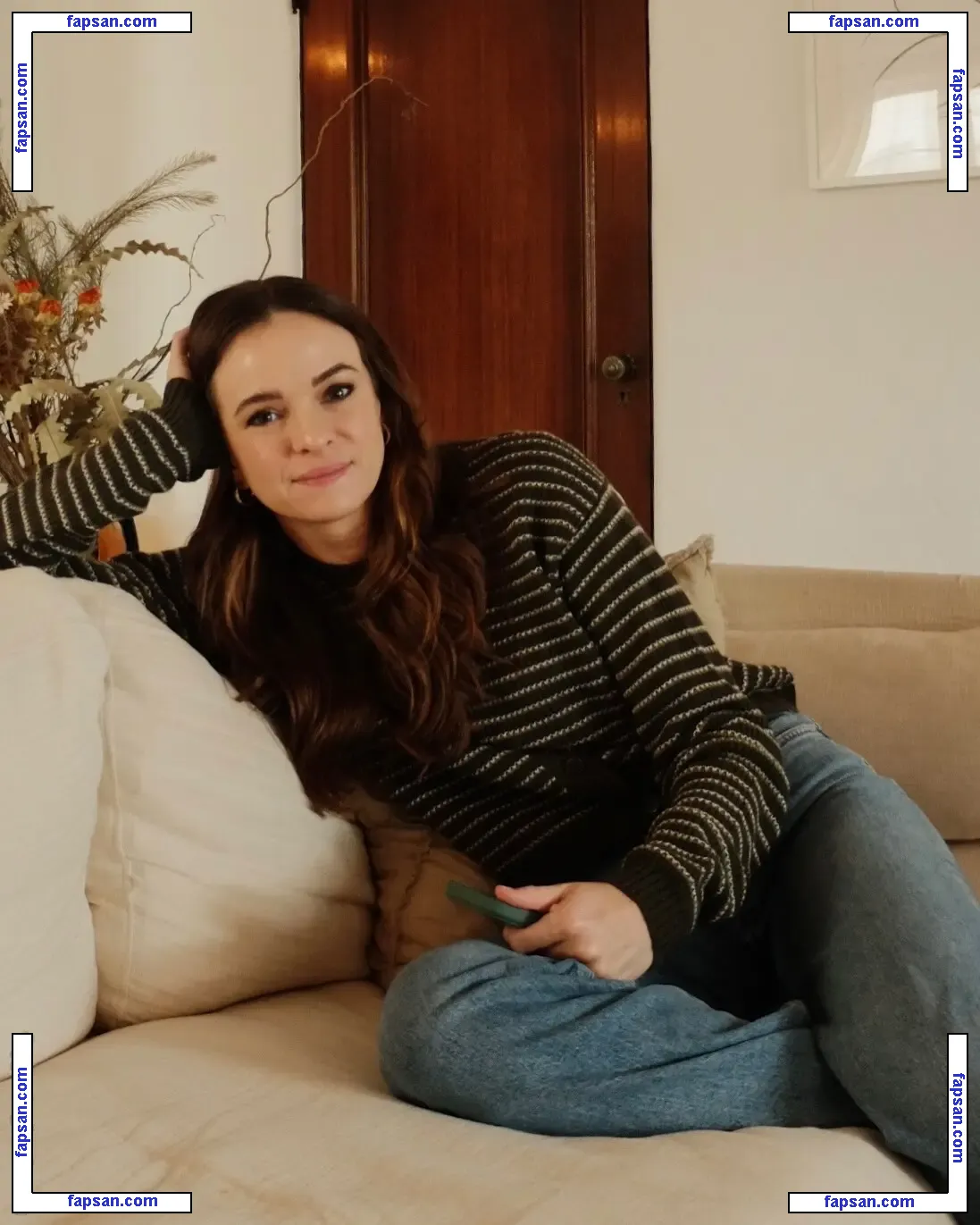 Danielle Panabaker голая фото #0114 с Онлифанс