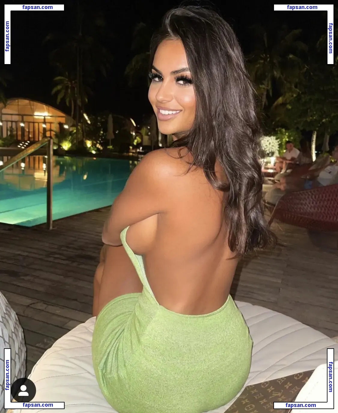 Danielle Scott голая фото #0003 с Онлифанс