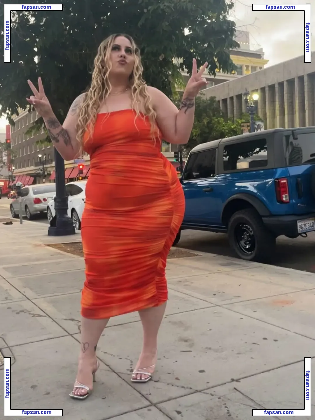 Daniellee760 голая фото #0002 с Онлифанс