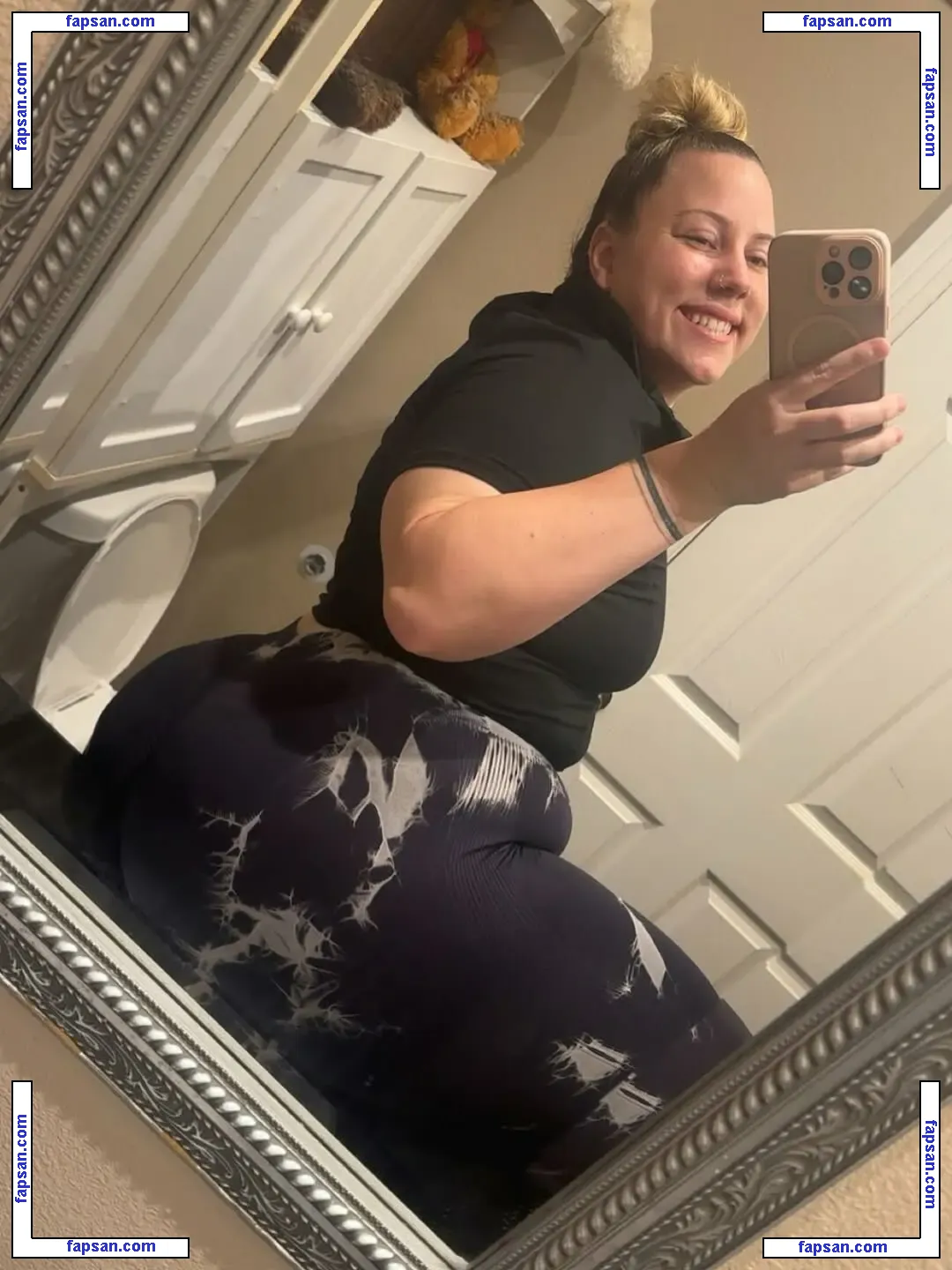 Daniellee760 голая фото #0007 с Онлифанс