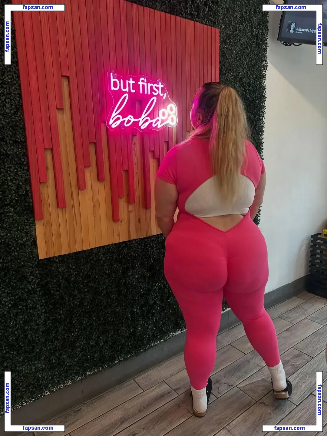 Daniellee760 голая фото #0009 с Онлифанс