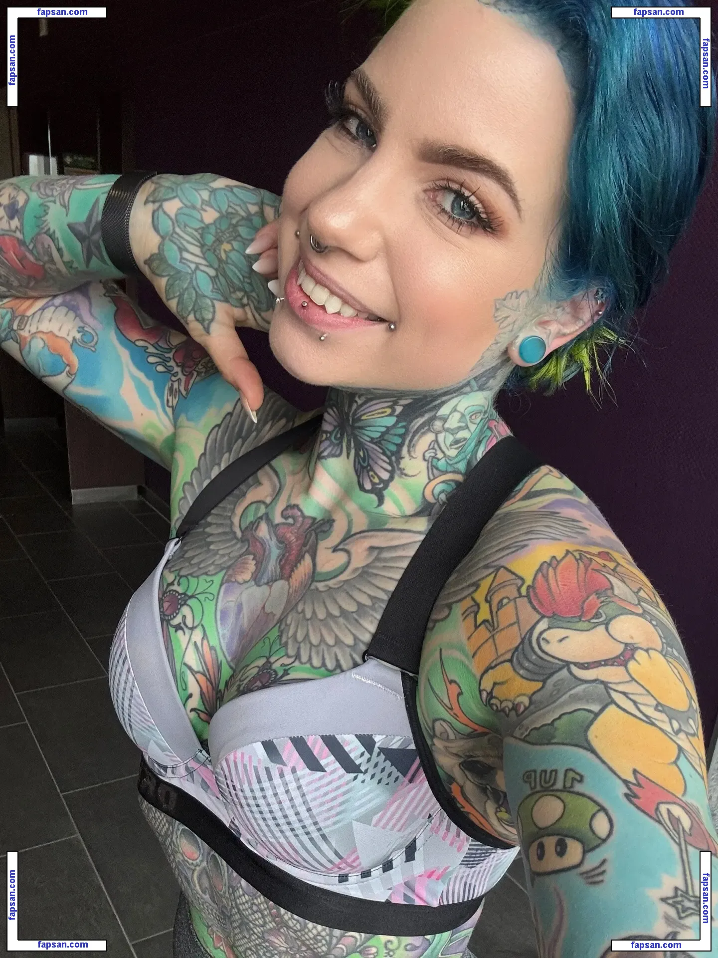 Danii.Cupcake nude photo #0004 from OnlyFans