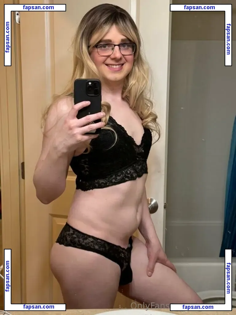daniskye nude photo #0005 from OnlyFans