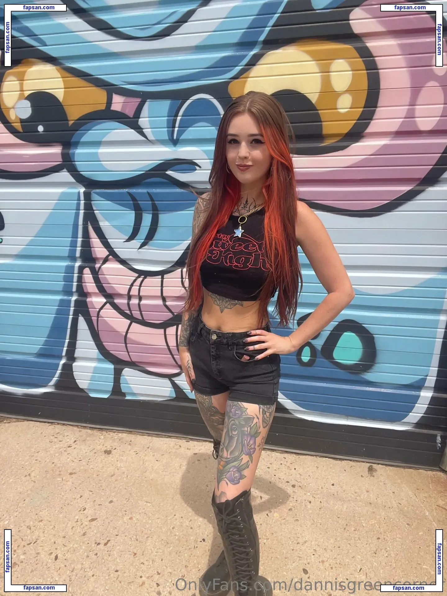 dannisgreencorner nude photo #0012 from OnlyFans