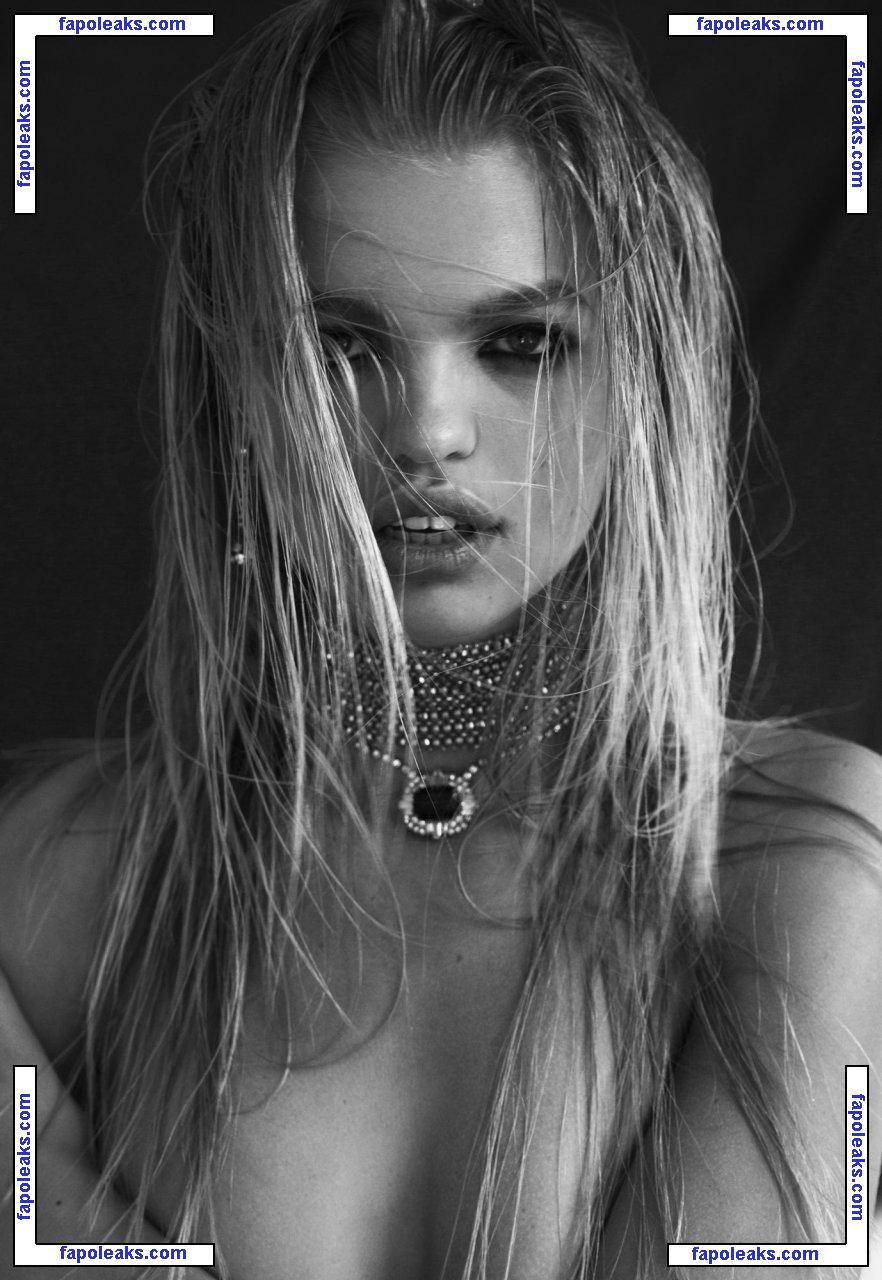 Daphne Groeneveld голая фото #0041 с Онлифанс