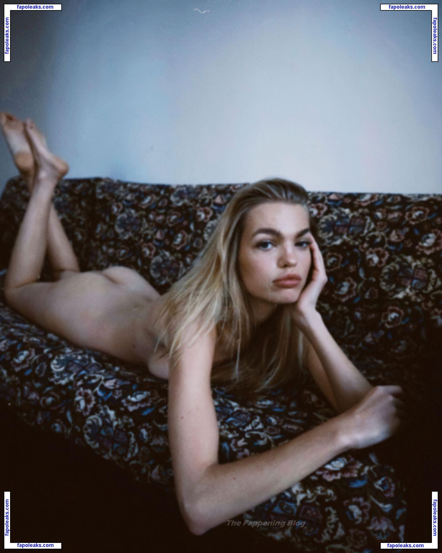 Daphne Groeneveld nude photo #0182 from OnlyFans