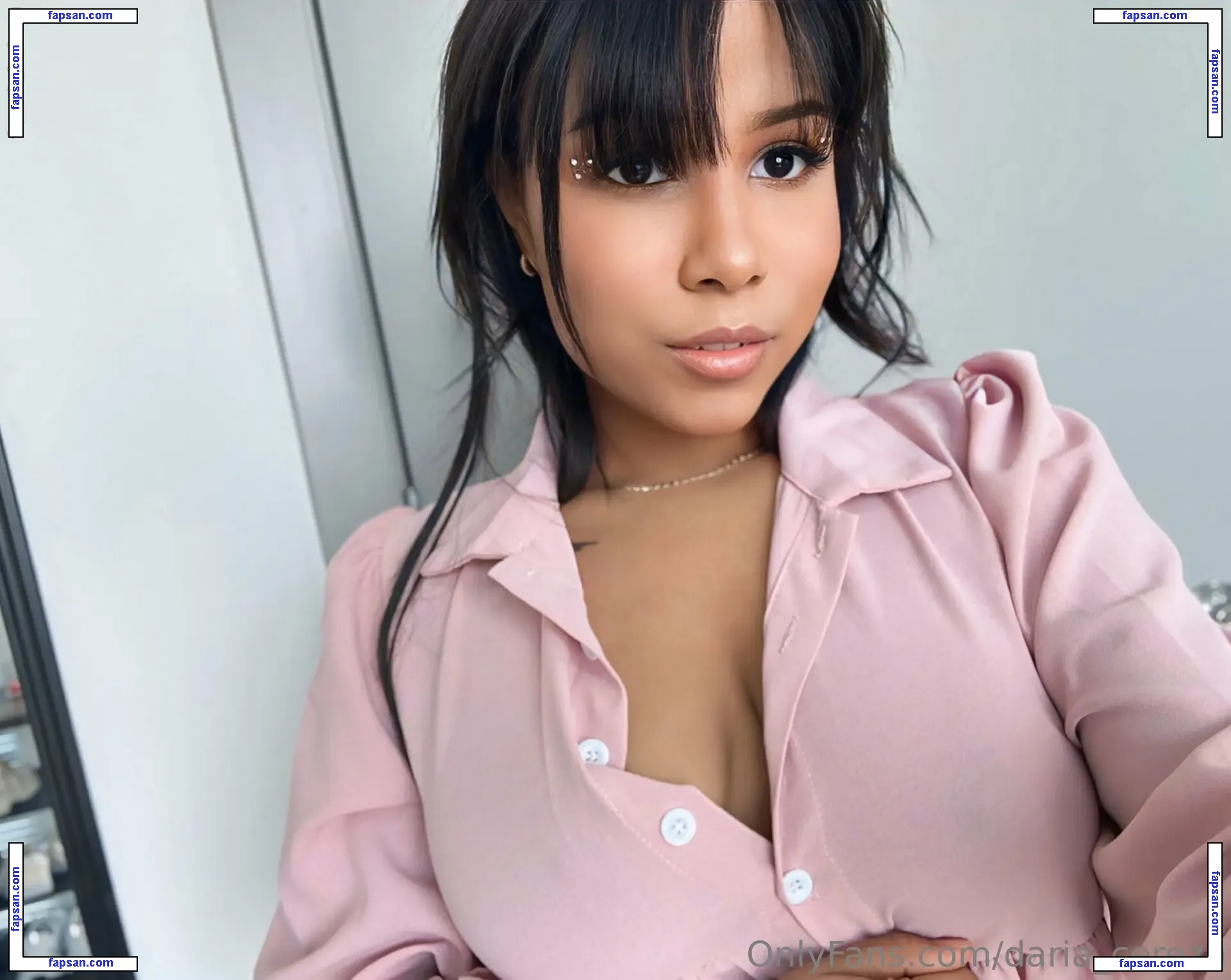 daria_cerezo nude photo #0002 from OnlyFans
