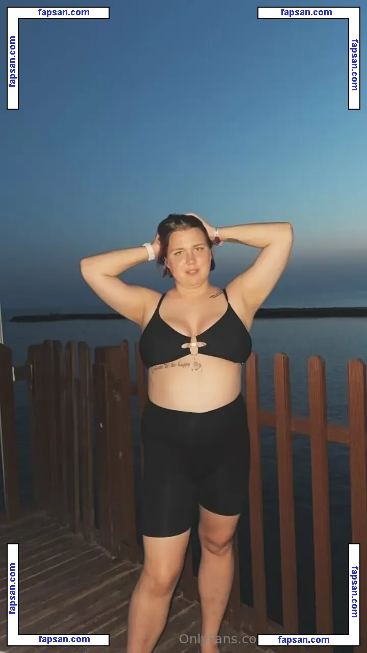 dariassecrets nude photo #0015 from OnlyFans