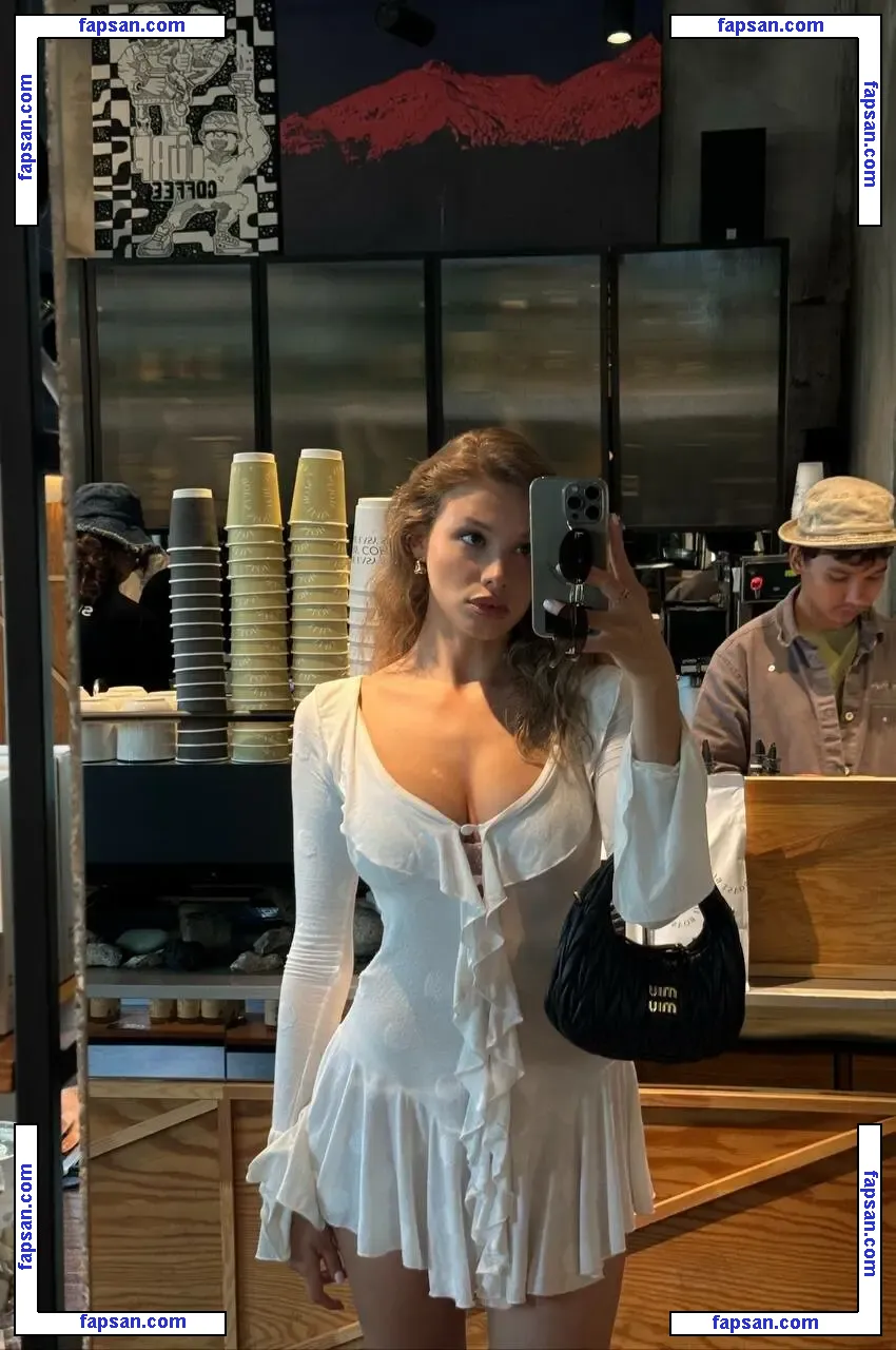 Darilate nude photo #0006 from OnlyFans