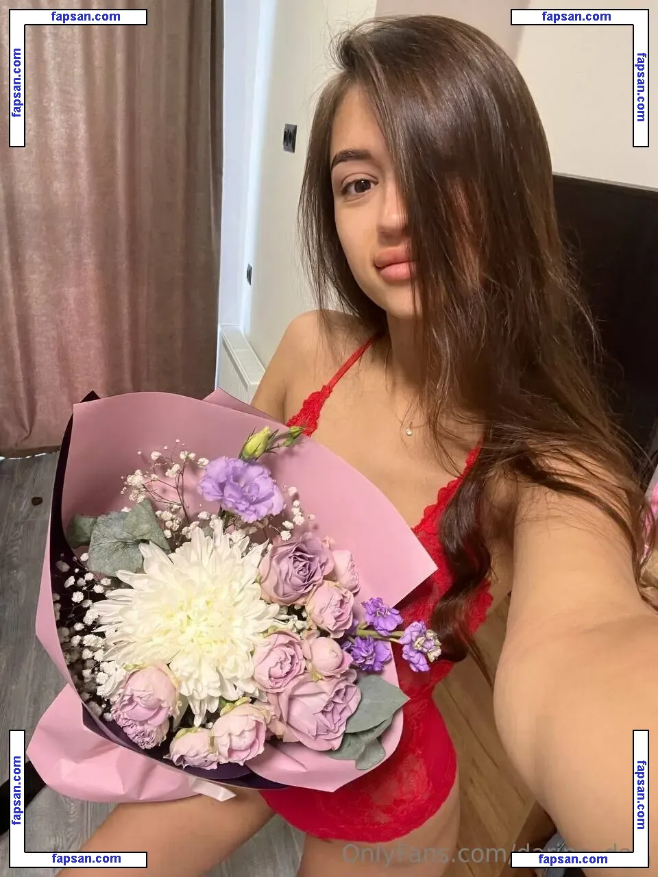 darina_dari nude photo #0009 from OnlyFans