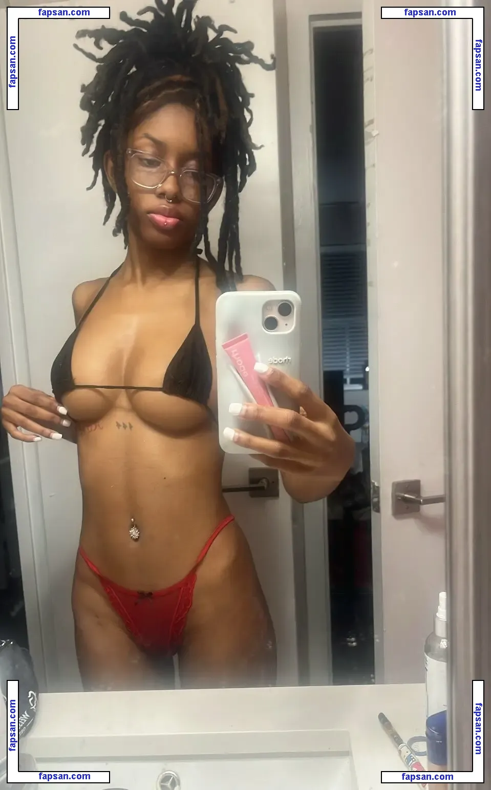 Darkskinlexii nude photo #0001 from OnlyFans