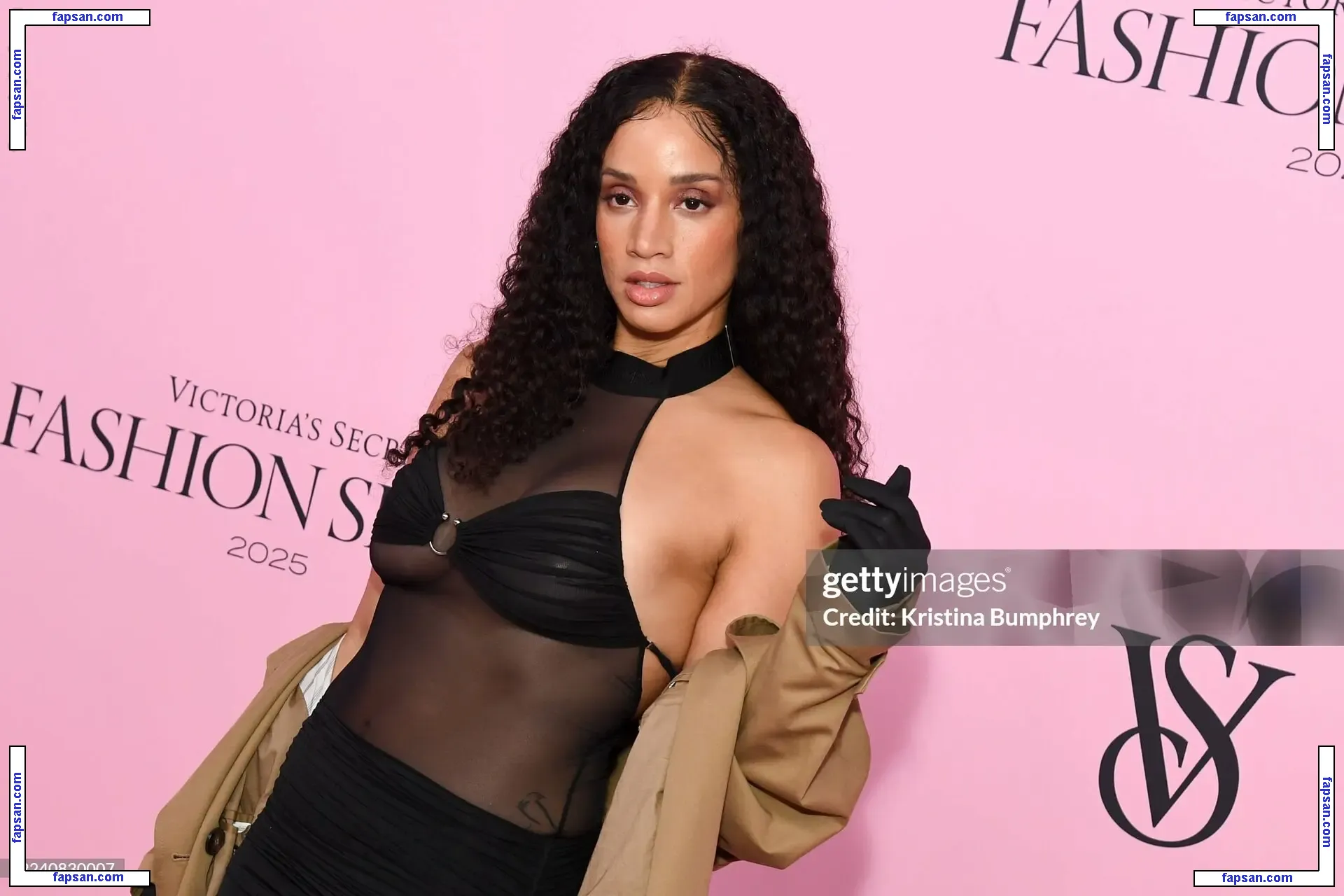 Dascha Polanco голая фото #0108 с Онлифанс