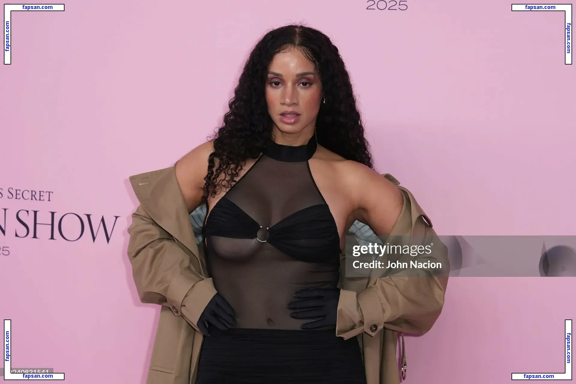 Dascha Polanco голая фото #0110 с Онлифанс