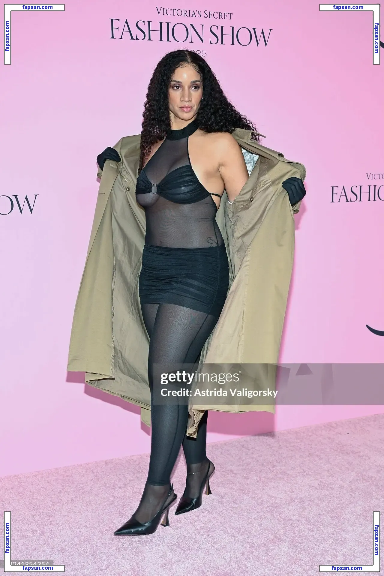 Dascha Polanco голая фото #0111 с Онлифанс