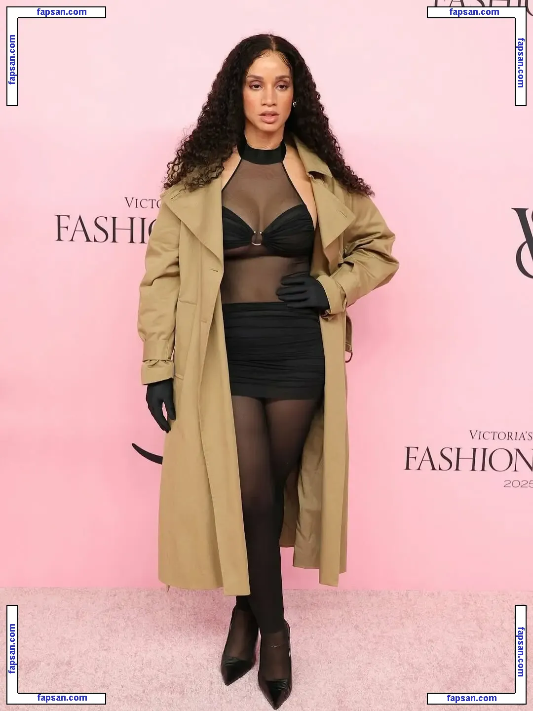 Dascha Polanco голая фото #0112 с Онлифанс