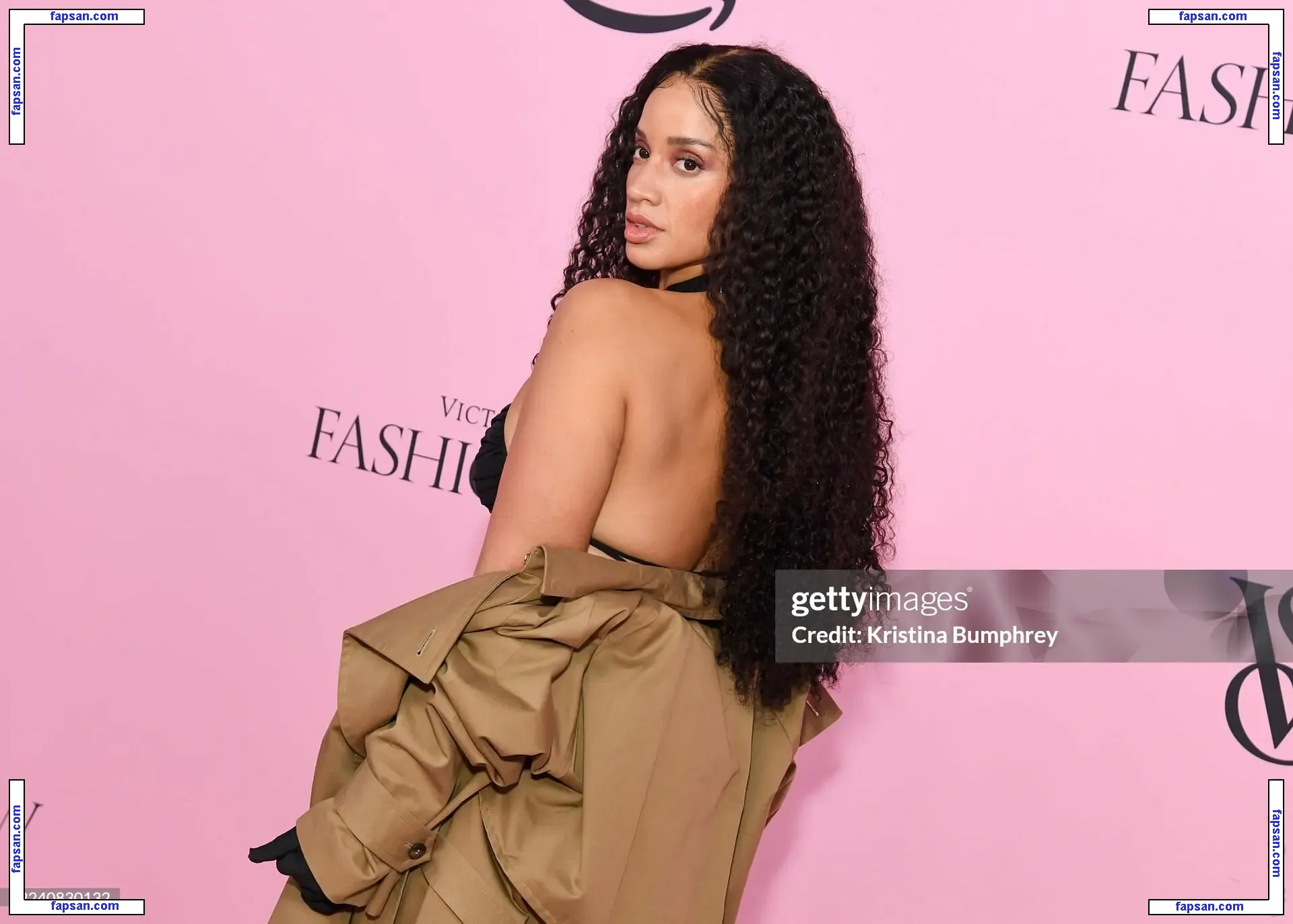 Dascha Polanco голая фото #0117 с Онлифанс