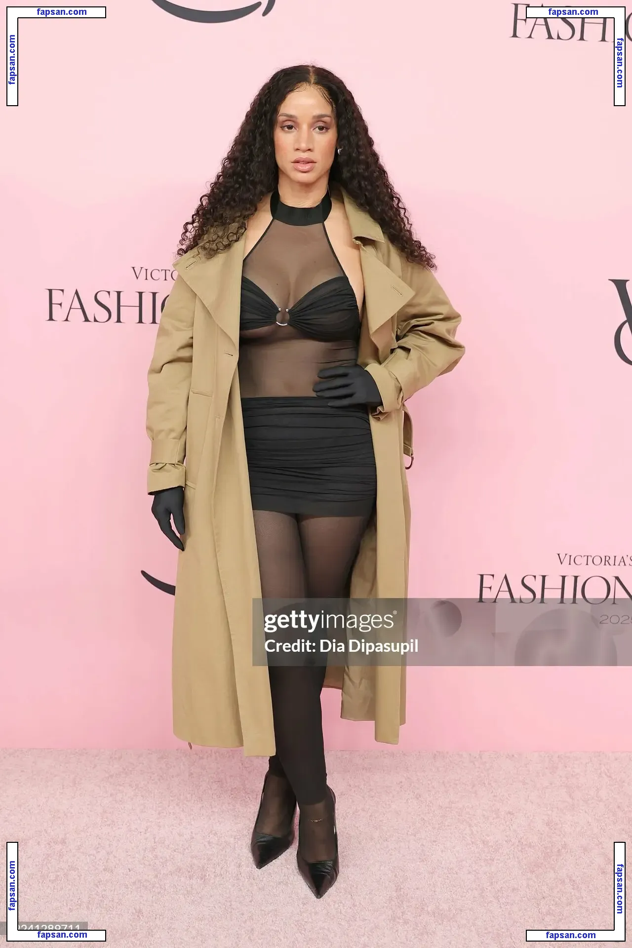 Dascha Polanco голая фото #0121 с Онлифанс