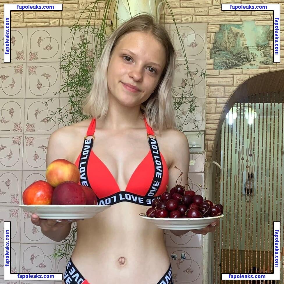 Dasha Ozornica / dashaozornica27 / dserena_ nude photo #0011 from OnlyFans