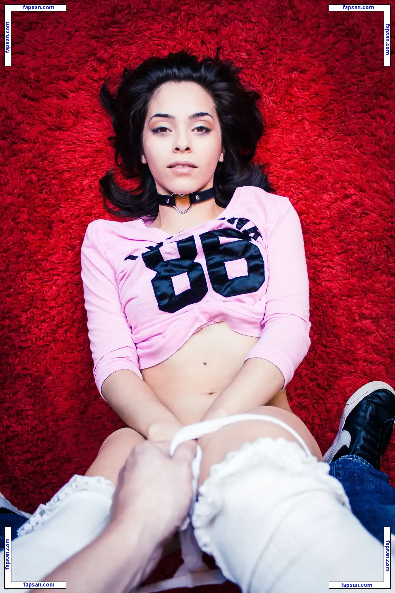 David E. Martindale голая фото #0003 с Онлифанс