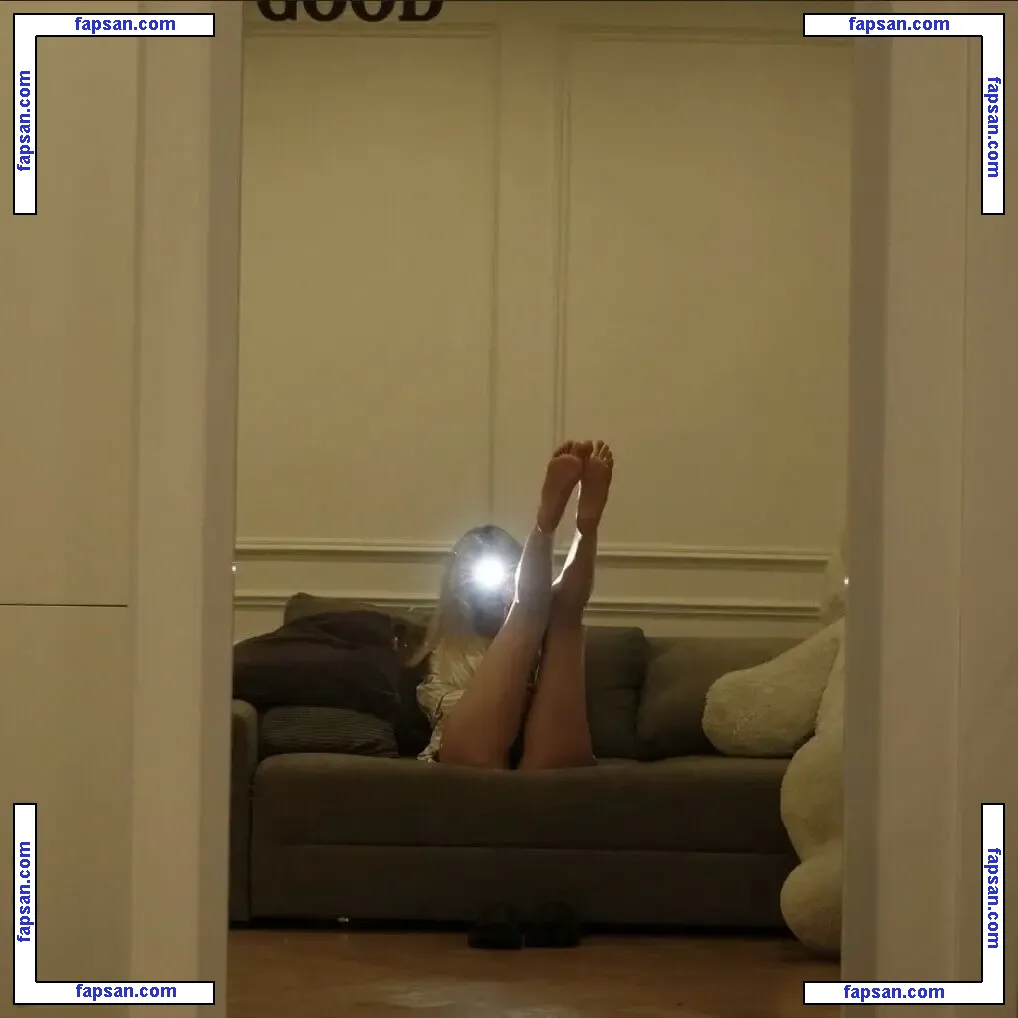 daxaxa nude photo #0003 from OnlyFans