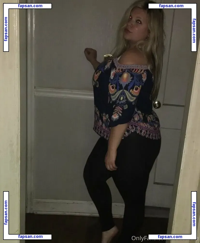 dddstaciie nude photo #0024 from OnlyFans