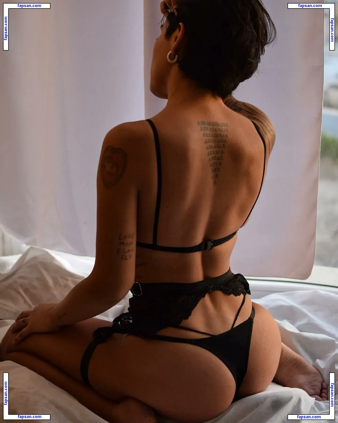 ddebireinoso nude photo #0003 from OnlyFans