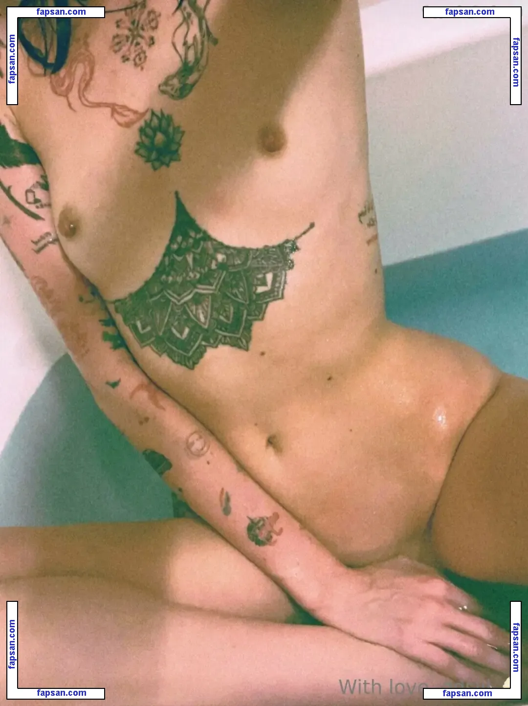 ddslil голая фото #0001 с Онлифанс