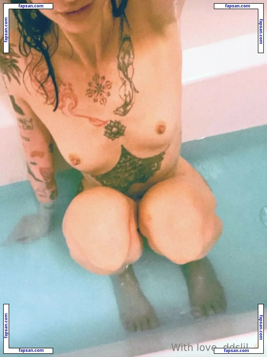 ddslil голая фото #0004 с Онлифанс