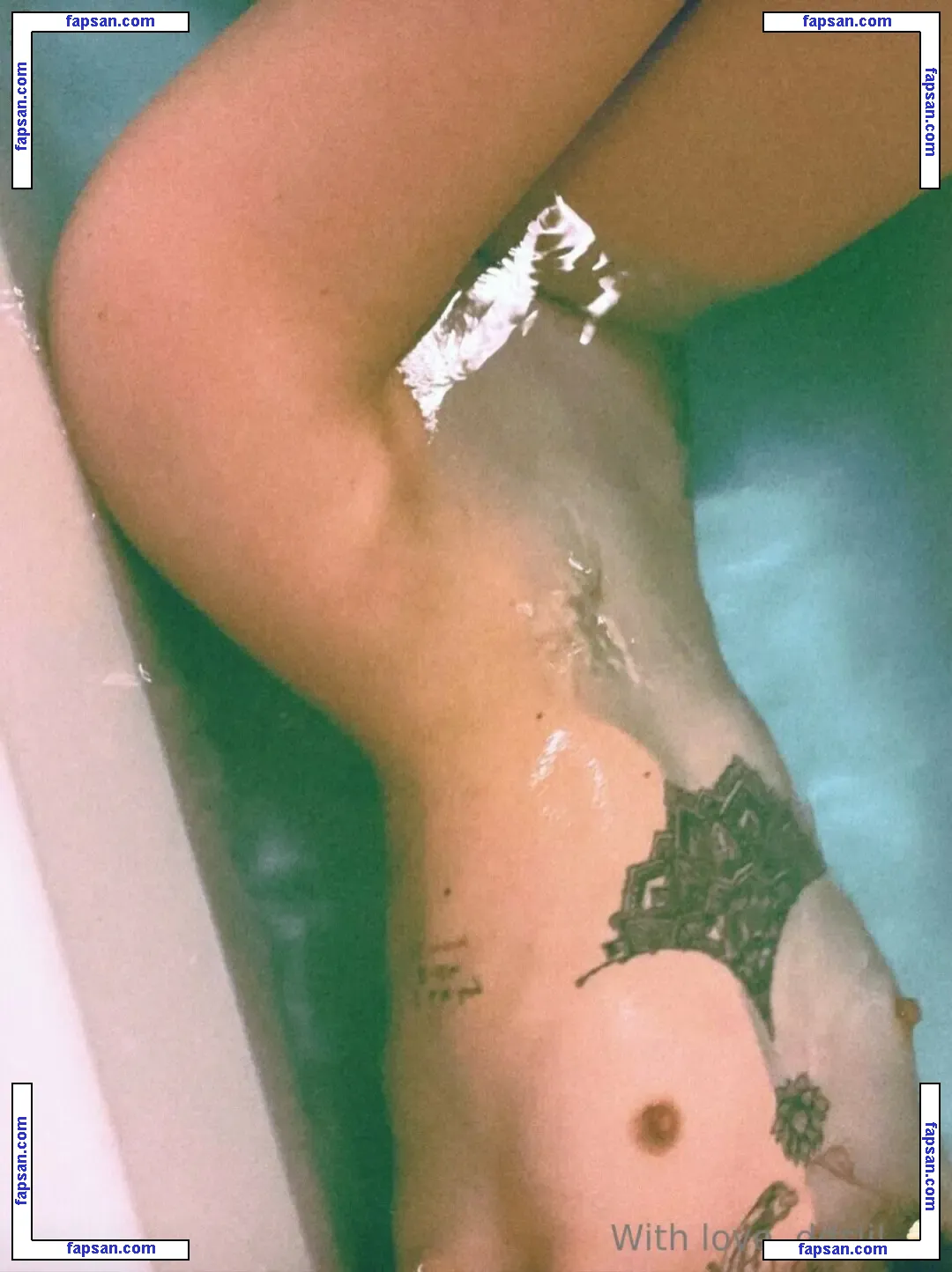 ddslil голая фото #0009 с Онлифанс