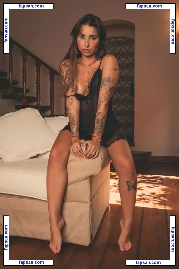 De Santis Photos nude photo #0154 from OnlyFans