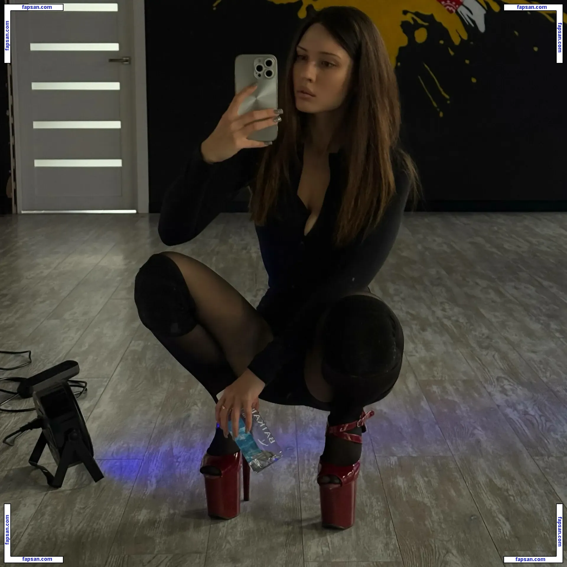 DEAD BLONDE голая фото #0016 с Онлифанс