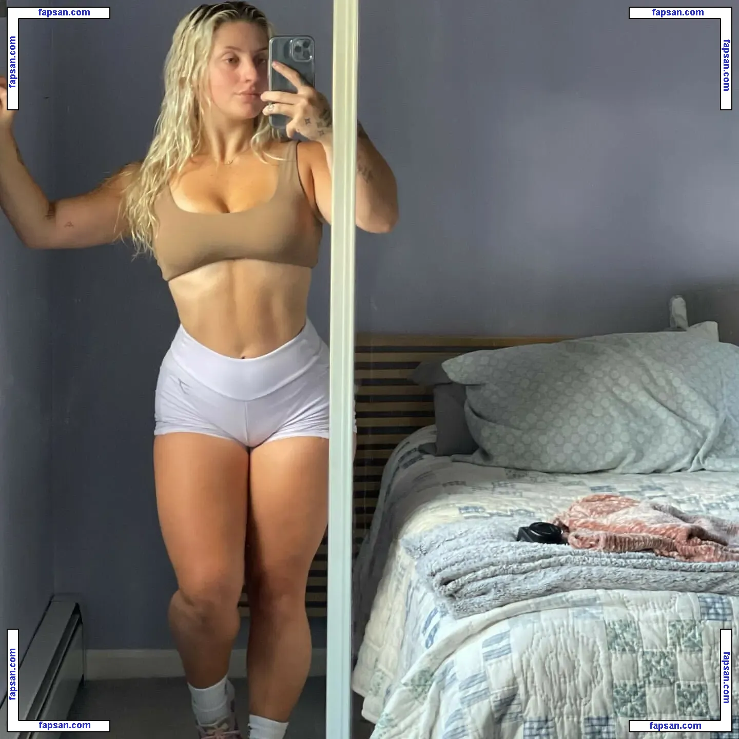 Deanna Horvath nude photo #0020 from OnlyFans