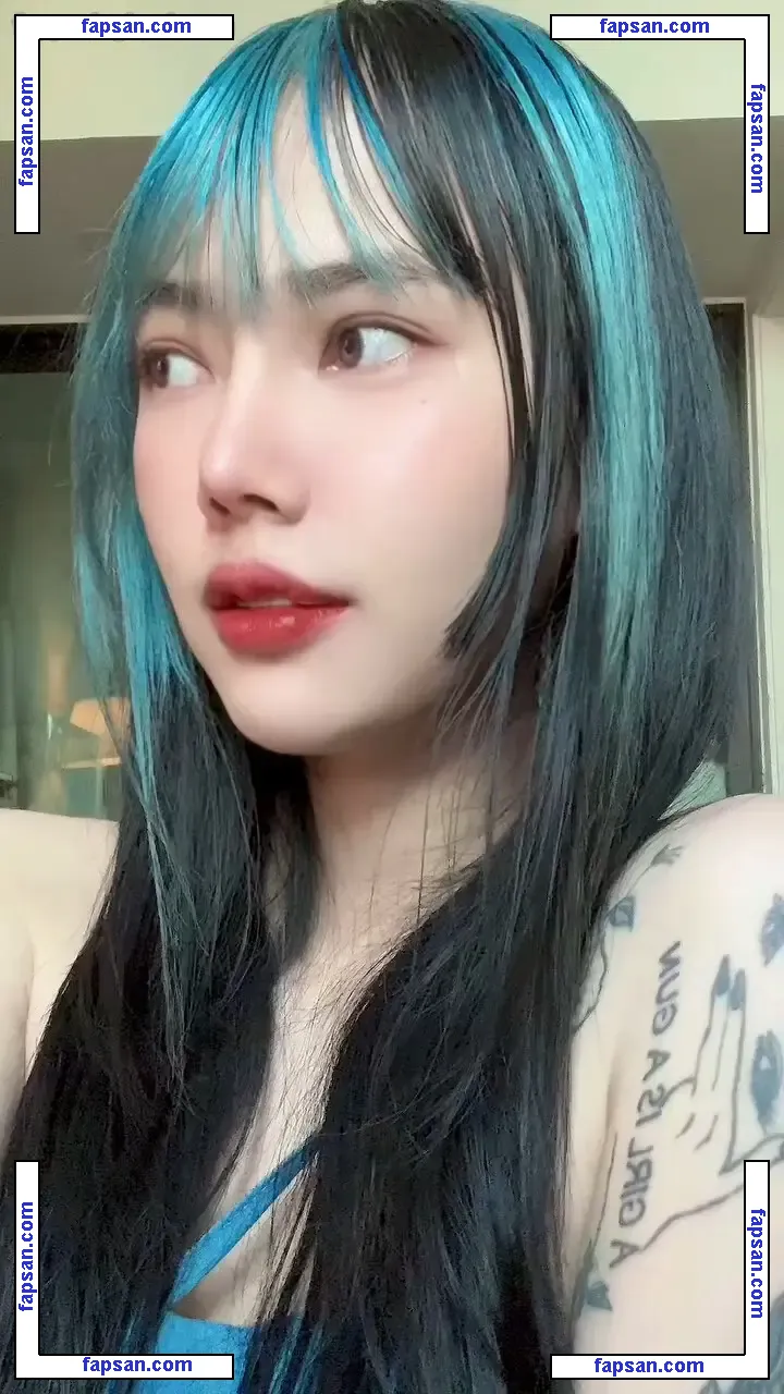 deardearrrii nude photo #0075 from OnlyFans