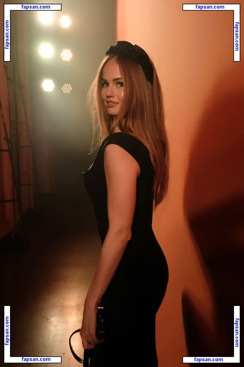 Debby Ryan голая фото #0003 с Онлифанс